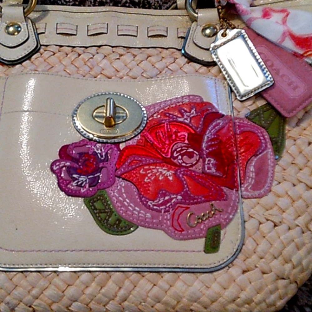 Coach Hamptons Poppy collection Extra-large tote basket weave
